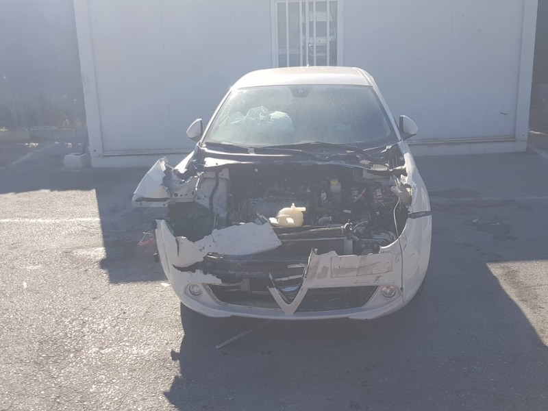 alfa romeo mito (145) del año 2014