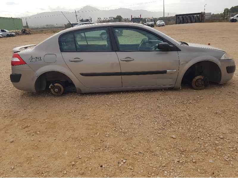 renault megane ii classic berlina del año 2003