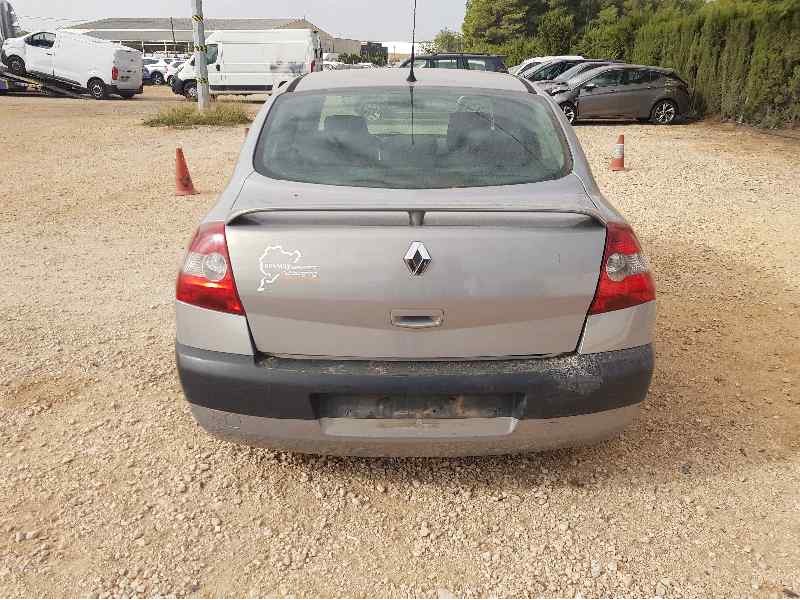 renault megane ii classic berlina del año 2003