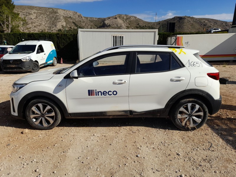 kia stonic (yb) del año 2023