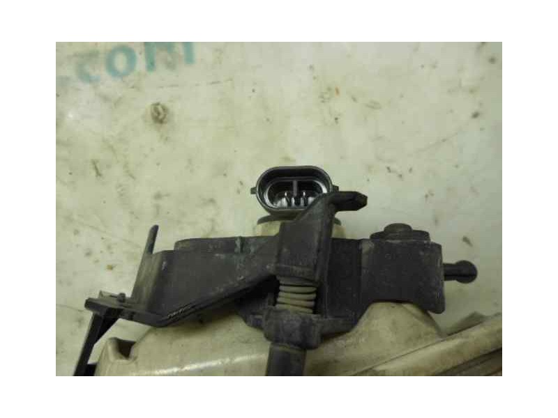 Recambio de faro antiniebla derecho para ford focus berlina (cak) ghia referencia OEM IAM   