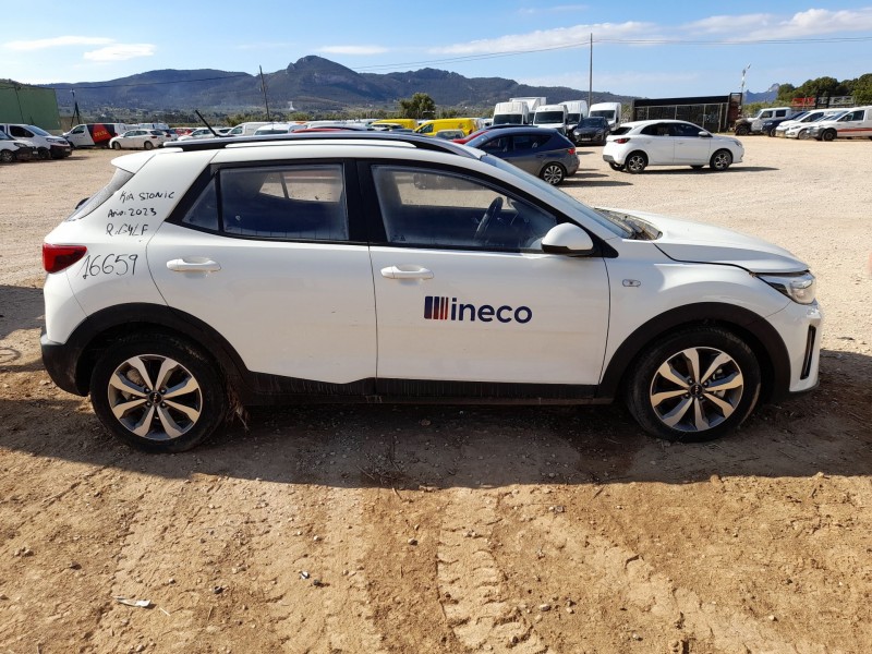 kia stonic (yb) del año 2023