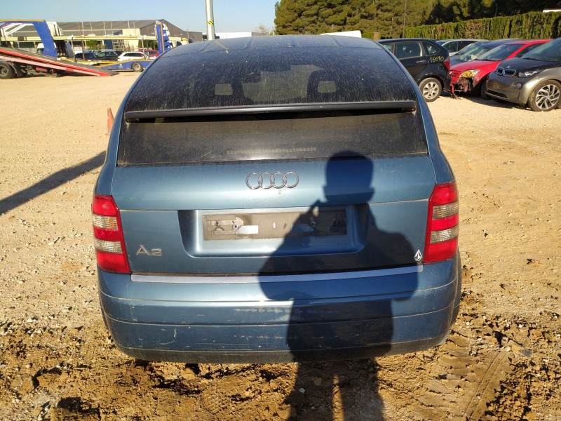 audi a2 (8z0) del año 2001