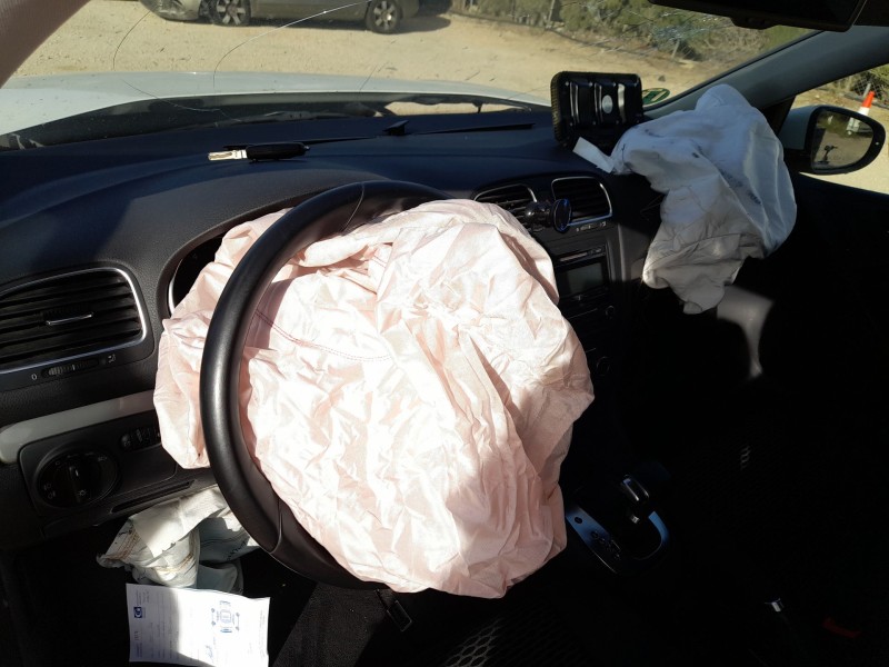 volkswagen golf vi (5k1) del año 2010