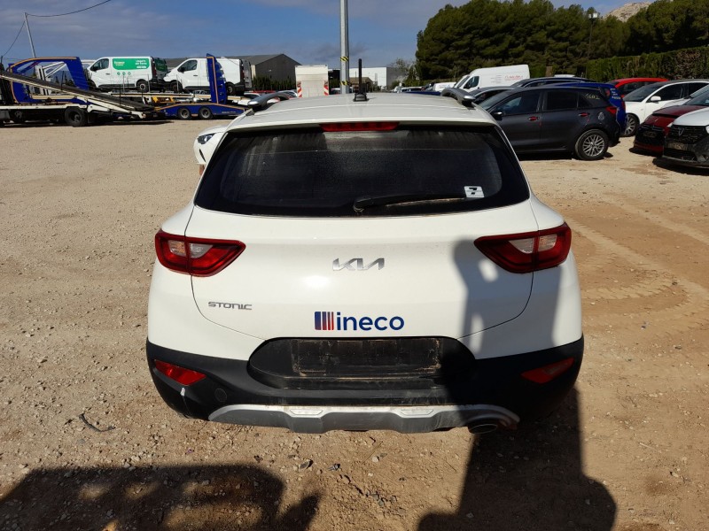 kia stonic (yb) del año 2023