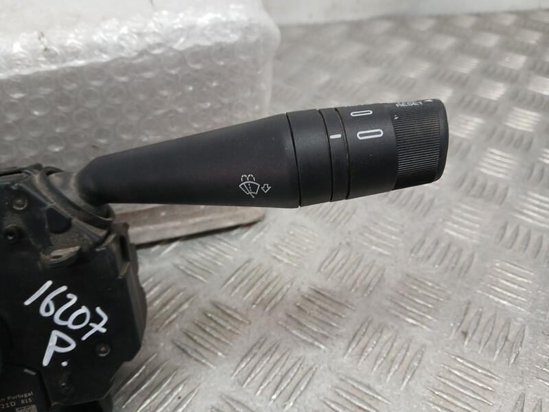 Recambio de mando luces y limpia para fiat fiorino sx cargo referencia OEM IAM 735749108  