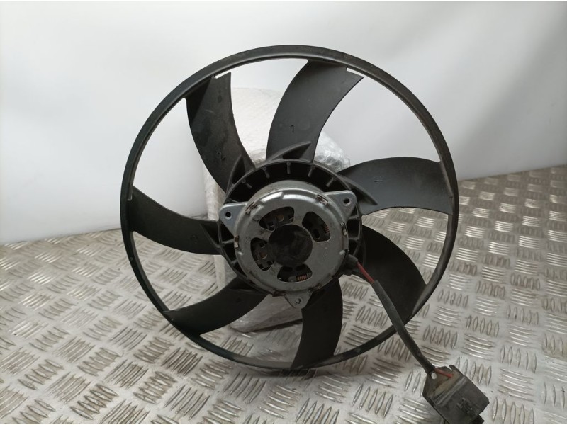 Recambio de electroventilador para opel insignia berlina cosmo referencia OEM IAM 3613004 A451541207 BROSE BEHR
