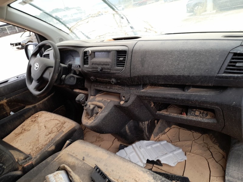 toyota proace furgoneta (mdz_) del año 2023