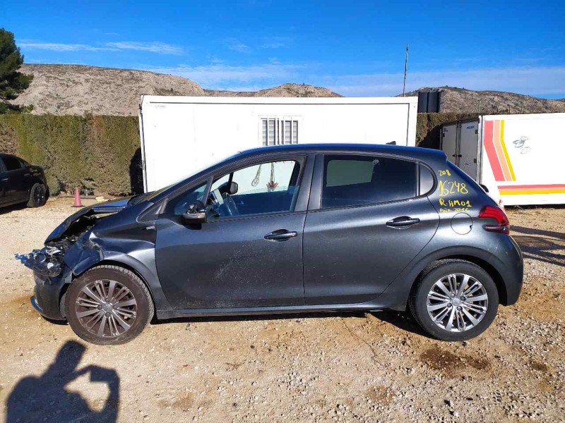 peugeot 208 del año 2016