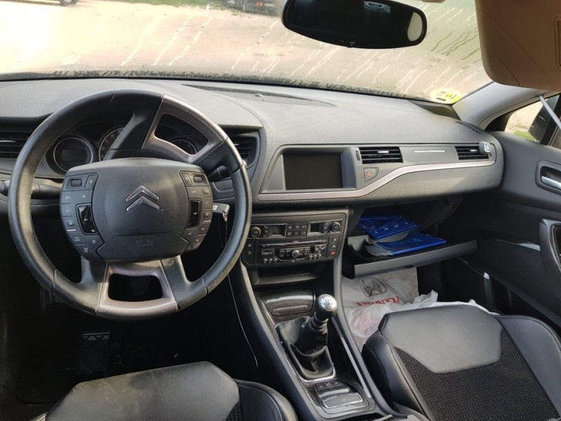 citroën c5 berlina del año 2011