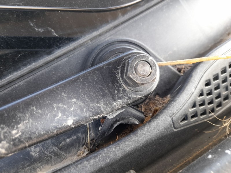 Recambio de motor limpia delantero para renault captur ii (hf_) tce 140 (hfn0) referencia OEM IAM 288153025R  