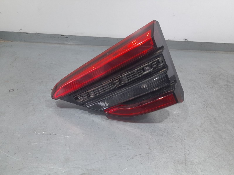 Recambio de piloto trasero derecho para dr 4.0 ev referencia OEM IAM 61500200  