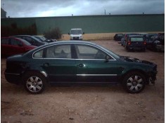 VOLKSWAGEN PASSAT BERLINA (3B3)