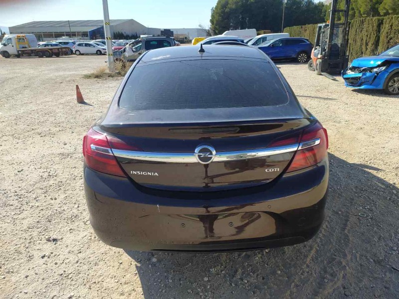opel insignia berlina del año 2016