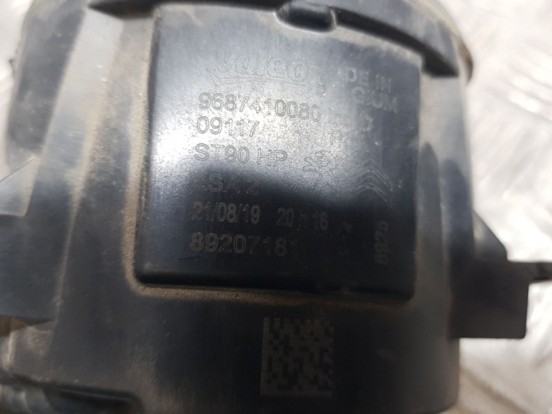 Recambio de faro antiniebla derecho para peugeot 5008 ii (mc_, mj_, mr_, m4_) 1.2 (mrhnyh, mrhnyw, mrhnsj, mrhnsu, mrhnsm) refer