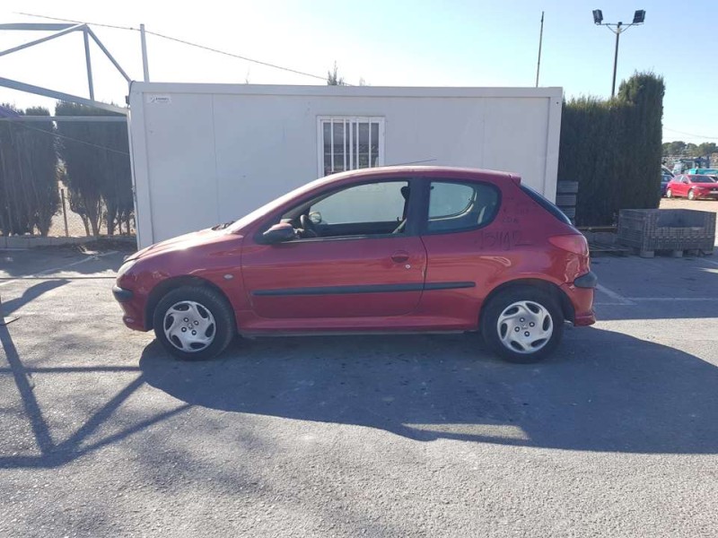 peugeot 206 berlina del año 2003