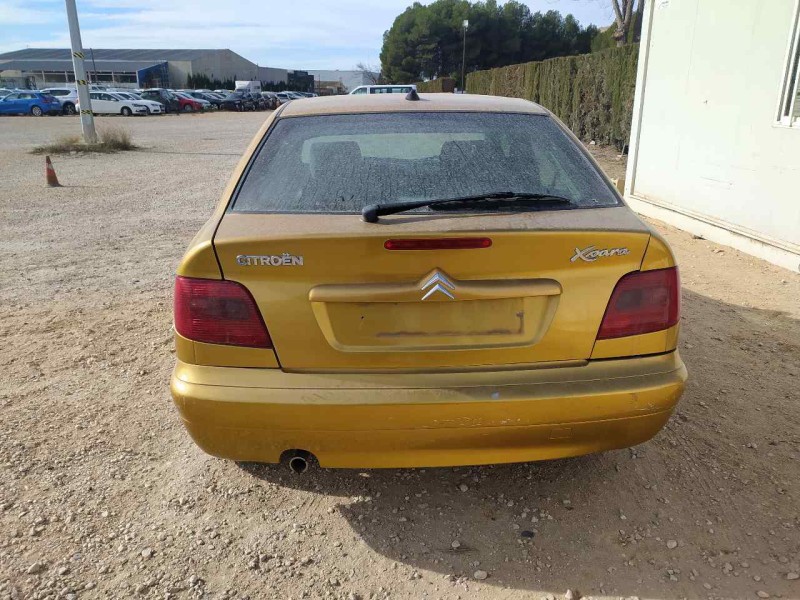 citroën xsara berlina del año 2001