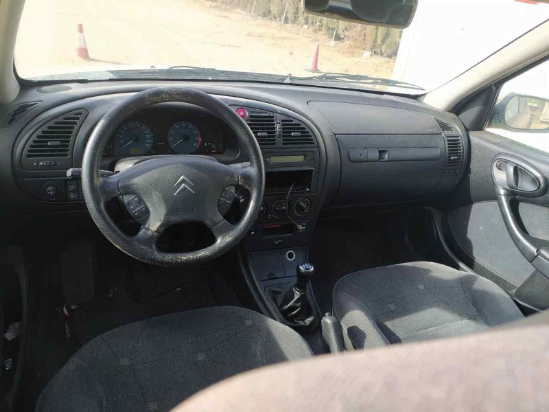 citroën xsara berlina del año 2001