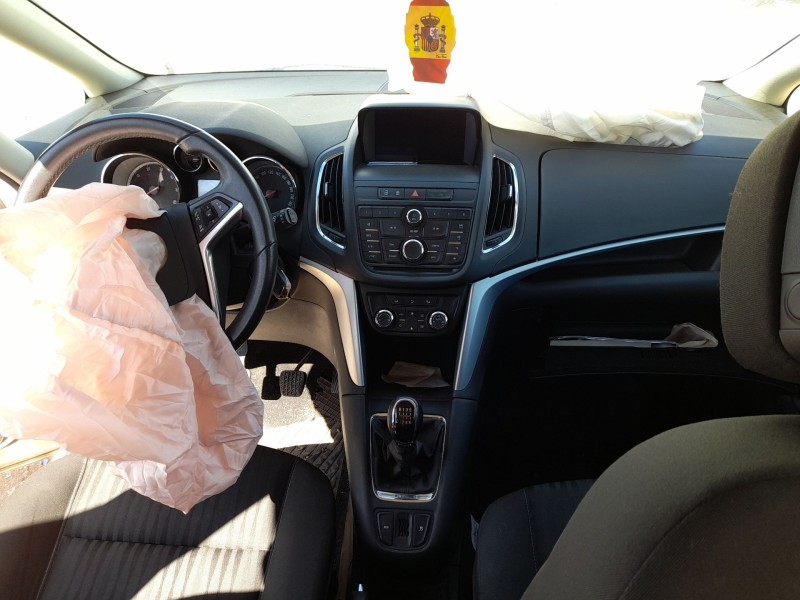 opel zafira tourer c (p12) del año 2015