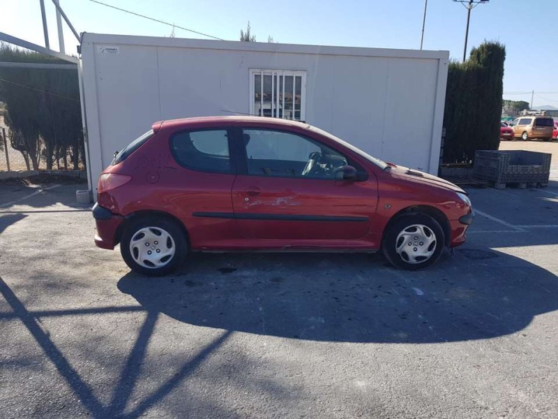 peugeot 206 berlina del año 2003