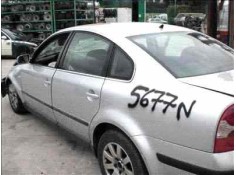 VOLKSWAGEN PASSAT BERLINA (3B3)