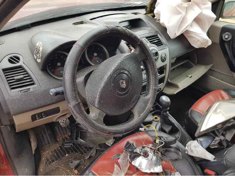 renault megane ii berlina 5p del año 2004