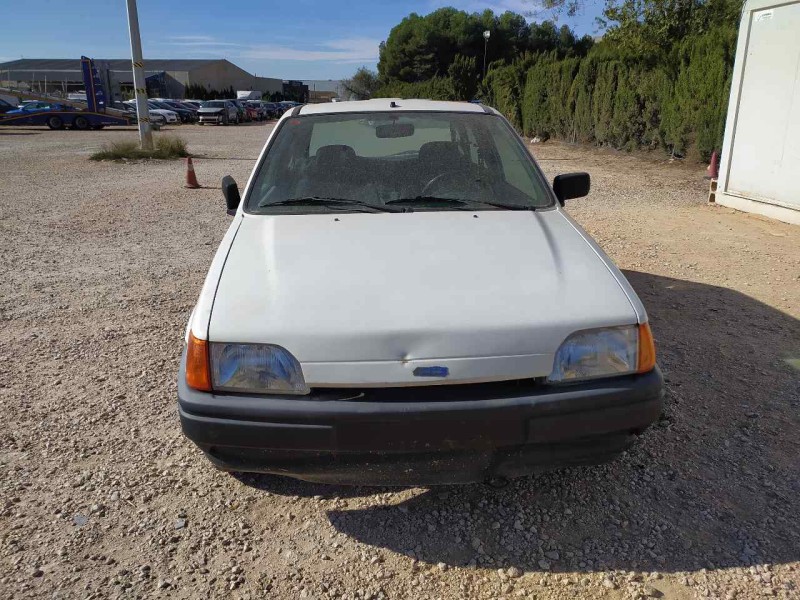 ford fiesta berl./courier del año 1993