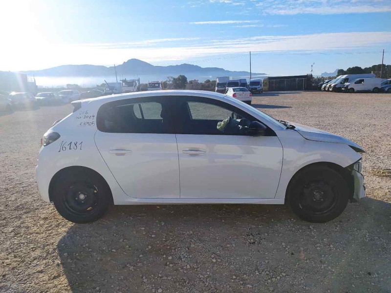 peugeot 208 (p2) del año 2024