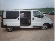 RENAULT TRAFIC COMBI (AB 4.01)