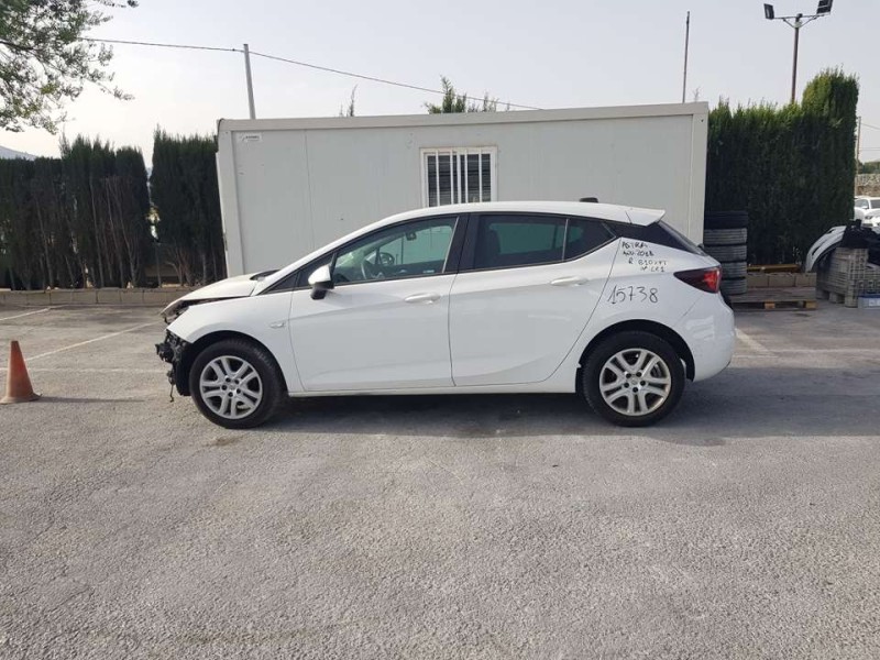 opel astra k lim. 5türig del año 2018