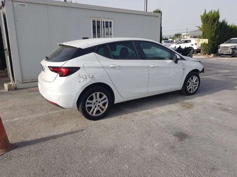 opel astra k lim. 5türig del año 2018