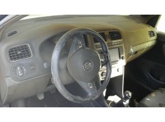 VOLKSWAGEN POLO (6C1)