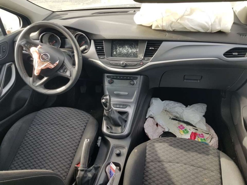 opel astra k lim. 5türig del año 2018