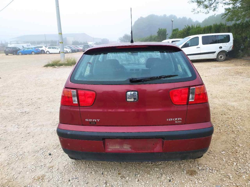 seat ibiza (6k1) del año 2000