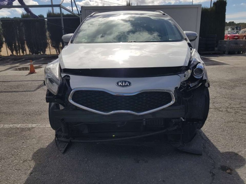 kia carens ( ) del año 2016
