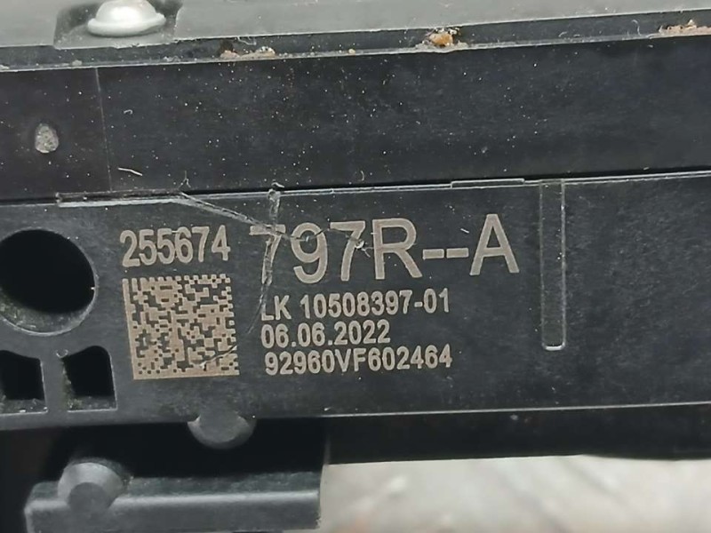 Recambio de mando luces y limpia para renault captur ii equilibre referencia OEM IAM 255674797R 10508397 