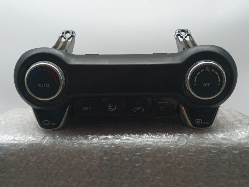 Recambio de mando calefaccion / aire acondicionado para kia rio (yb) attract referencia OEM IAM 97250H8220  