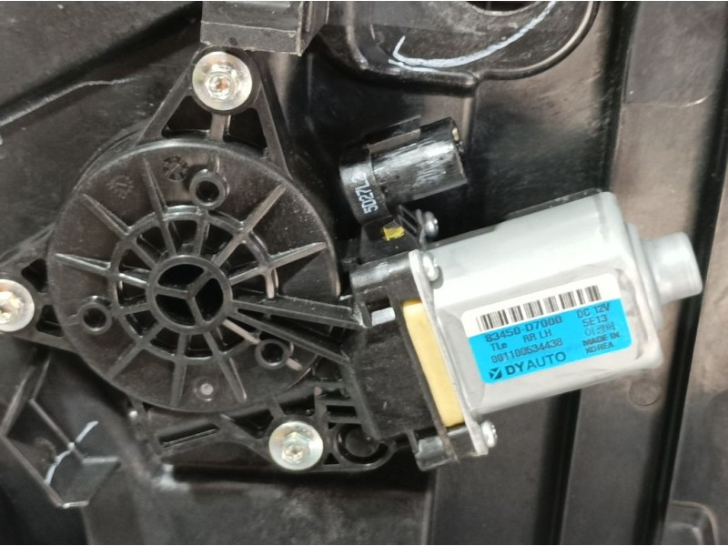 Recambio de elevalunas trasero izquierdo para hyundai tucson classic blue referencia OEM IAM 83470D7000  ELECTRICO 2 PINIS
