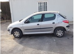 PEUGEOT 206 BERLINA