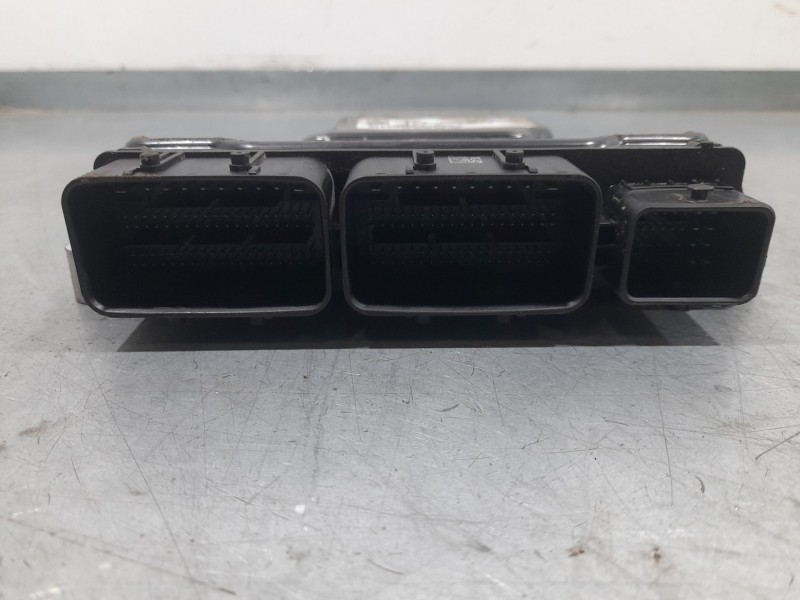 Recambio de centralita motor uce para renault megane iv sport tourer (k9a/m/n_) 1.5 blue dci 115 (k9a6) referencia OEM IAM 23710