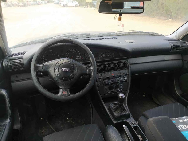 audi a6 berlina (c4) del año 1996