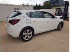 OPEL ASTRA J LIM.