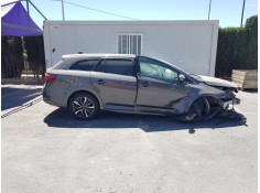 TOYOTA AVENSIS TOURING SPORTS