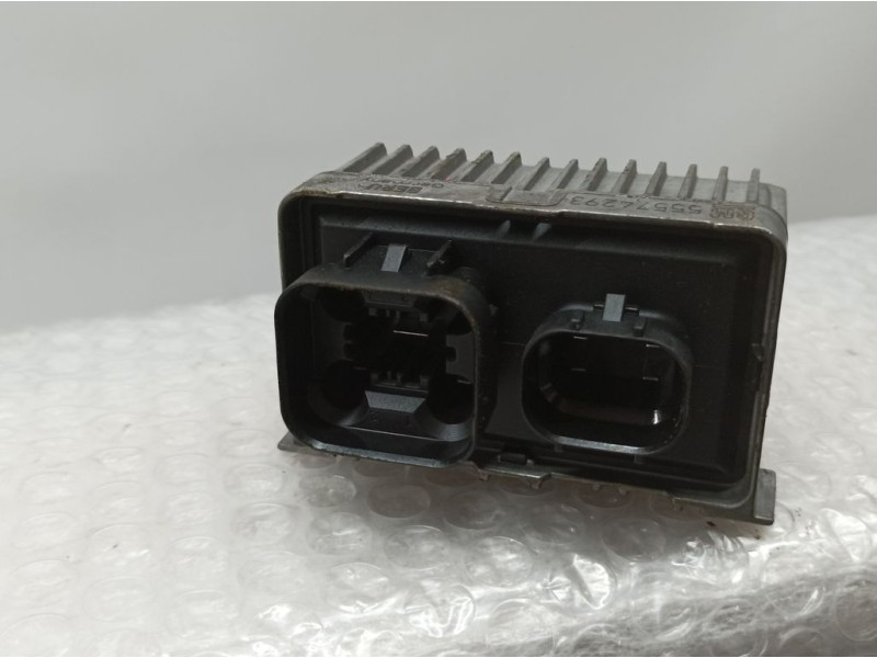 Recambio de caja precalentamiento para opel insignia berlina cosmo referencia OEM IAM 55574293  BERU DE PRECALENTAMIENTO