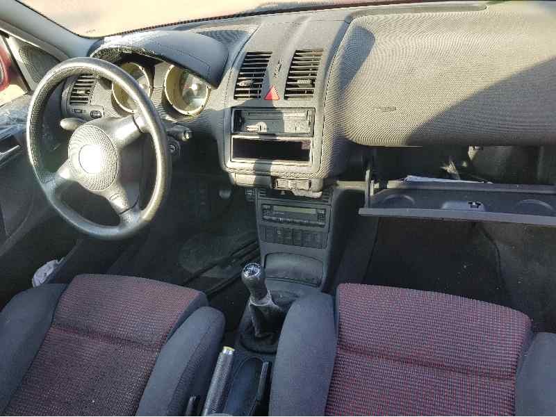 volkswagen polo berlina (6n2) del año 2000