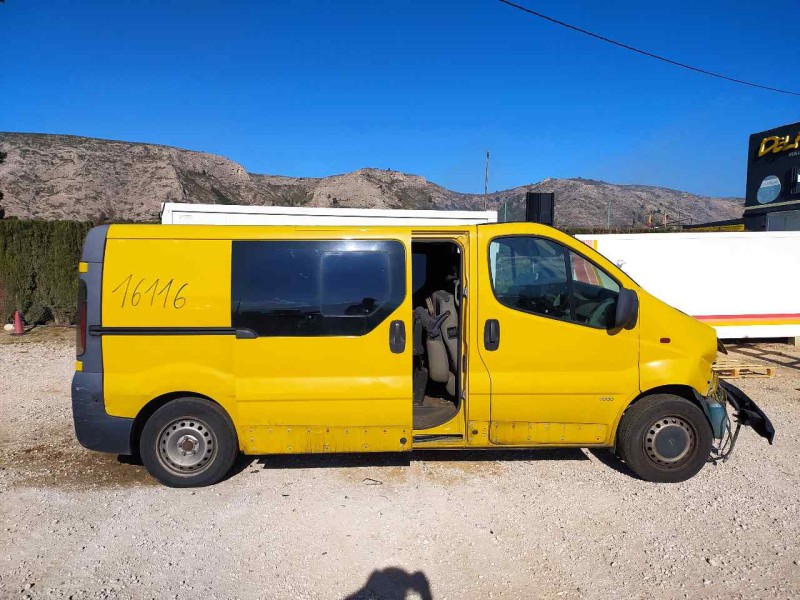 opel vivaro del año 2004