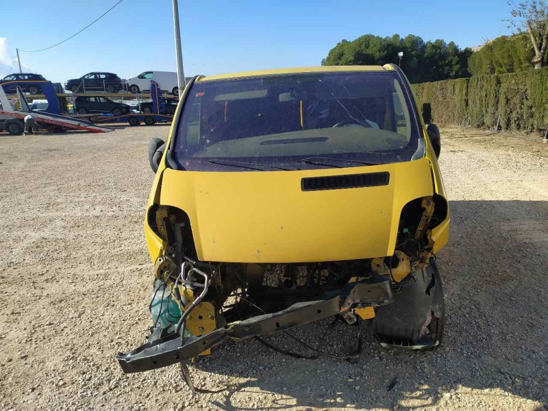 opel vivaro del año 2004