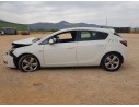 opel astra j lim. del año 2011