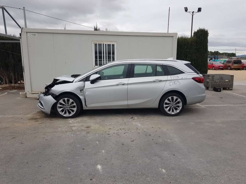 opel astra k sports tourer del año 2018