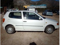 VOLKSWAGEN POLO BERLINA (6N1)